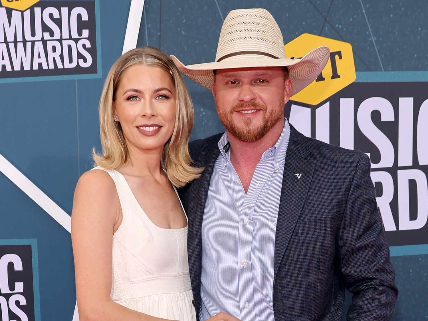 Cody Johnson And Wife