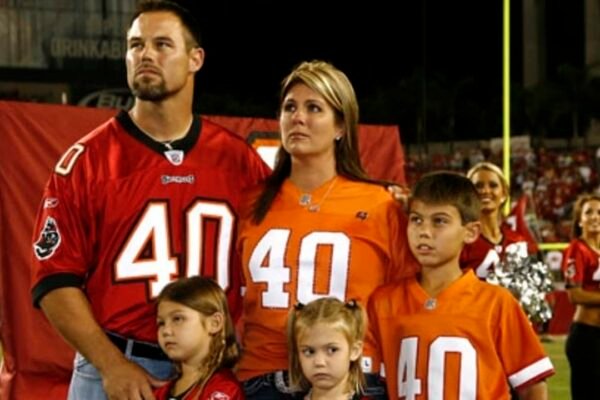 Mike Alstott Wife: Inside the Life of Nicole Alstott Mike Alstott Wife