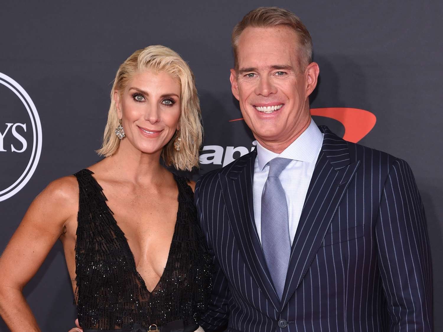 Who is Joe Buck'S Wife